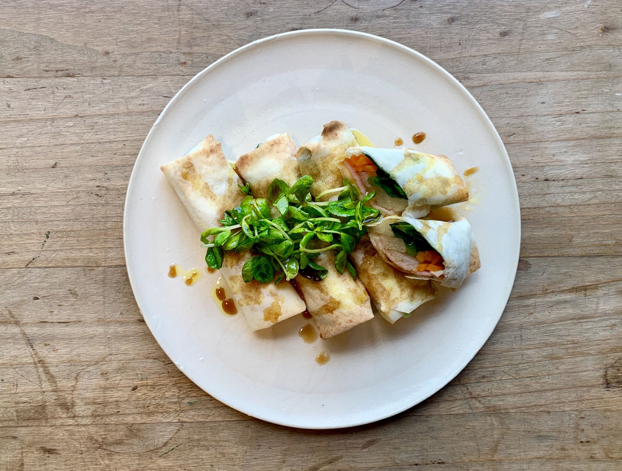お好み野菜の焼き春巻き | レシピ | オリーブオイル 通販 | olive
