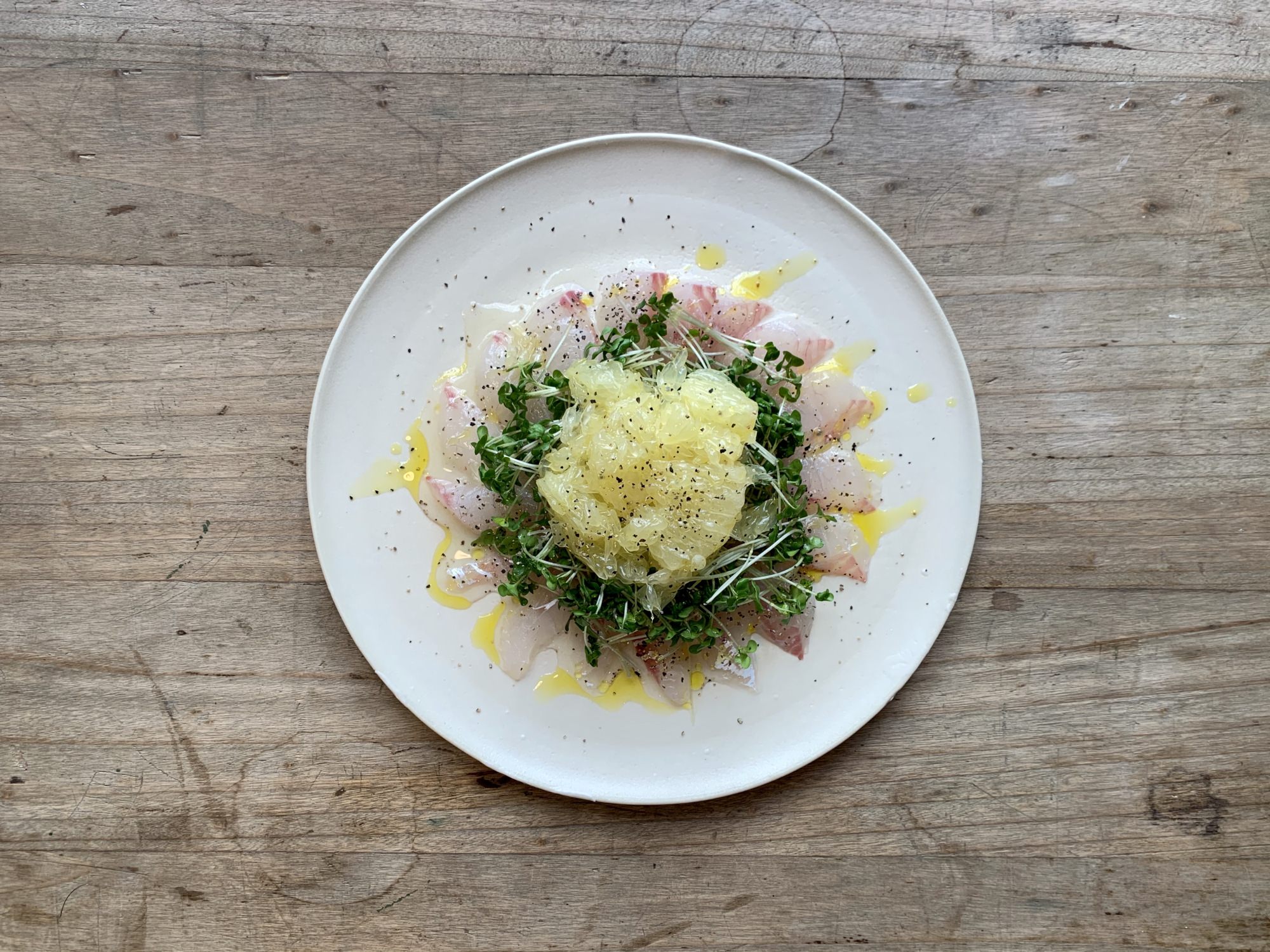 グレープフルーツと真鯛のカルパッチョ | レシピ | オリーブオイル